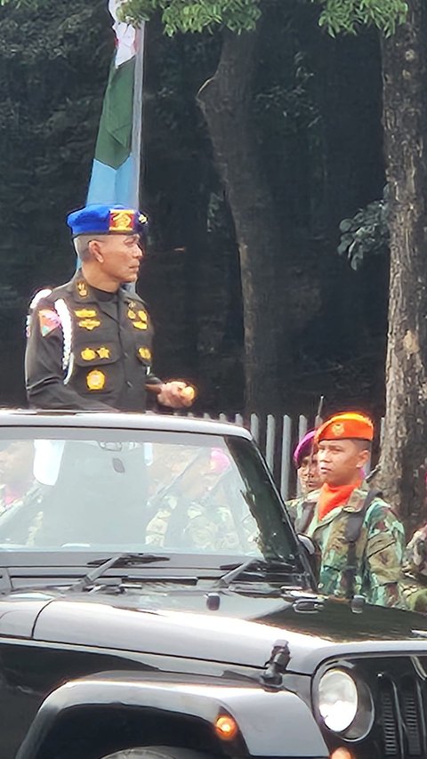 Jenderal TNI Sentil Prajurit Arogan Pakai Strobo: Kalau Macet Diam Dulu, Jangan Minta Prioritas