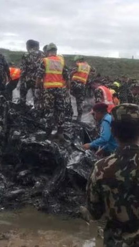 Pesawat Baru Lepas Landas Jatuh di Nepal, 19 Orang Tewas, Pilot Satu-Satunya yang Selamat