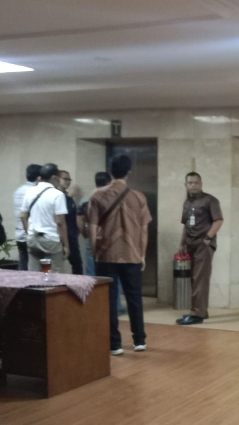 KPK Geledah Komisi D DPRD Jateng yang Diketuai Alwin Basri Suami Wali Kota Semarang