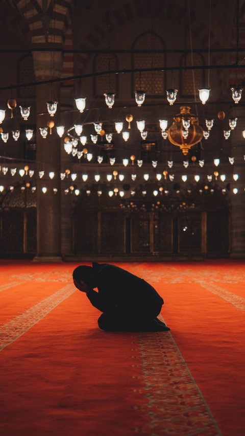 6 Virtues of Consistent Repentance Prayer, Complete with Prayer Readings in Arabic, Latin, and Meaning