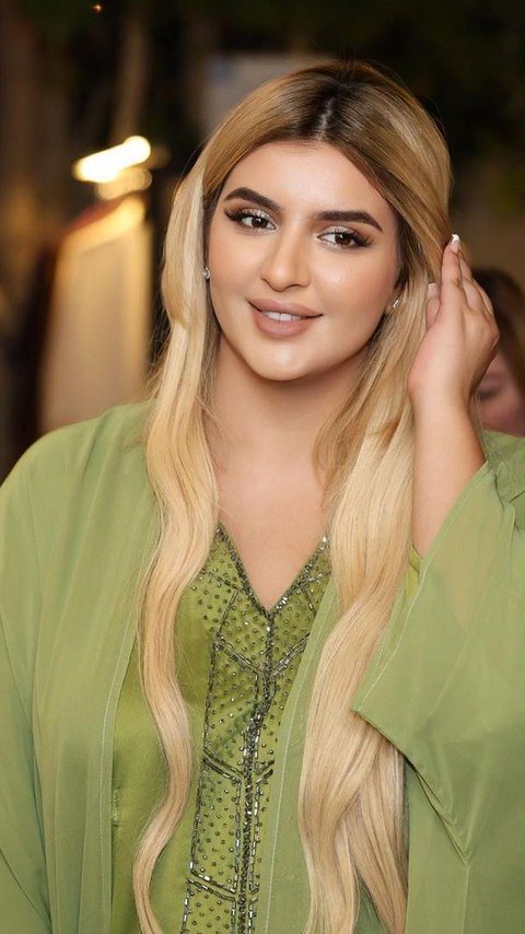 Upload First Photo Since Divorce, Netizens Flood Dubai Princess Sheikha Mahra's Account After 'Triple Talaq' from Husband via Instagram