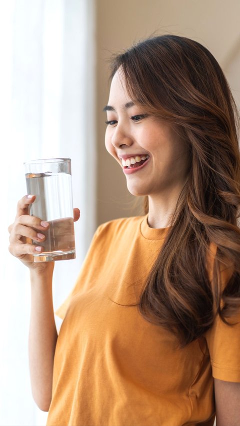 Always Drink Water After Waking Up, Experience 7 Amazing Benefits