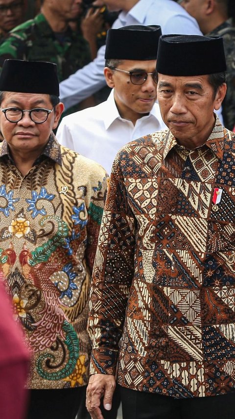 Bukan Momen Sembarangan Panglima TNI Hingga Mantan Kapolri Rela Lesehan, Presiden-Wapres Juga Hadir