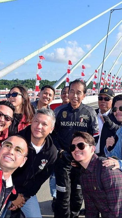 A Portrait of a Lineup of Artists Having Dinner with President Jokowi in IKN