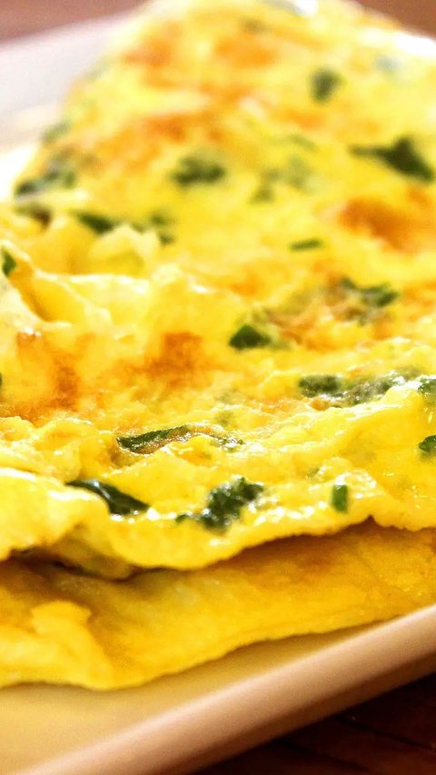 Make a Thicker Omelette Using Just 1 Ingredient, Here's How to Do It