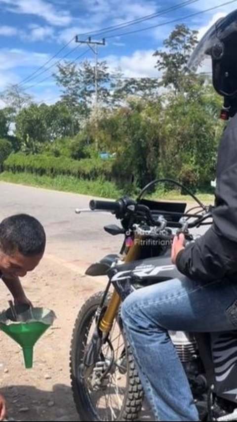 Bikin Dompet Menyala, Persit Ini Kaget Harga Bakso Mahal Banget di Wamena