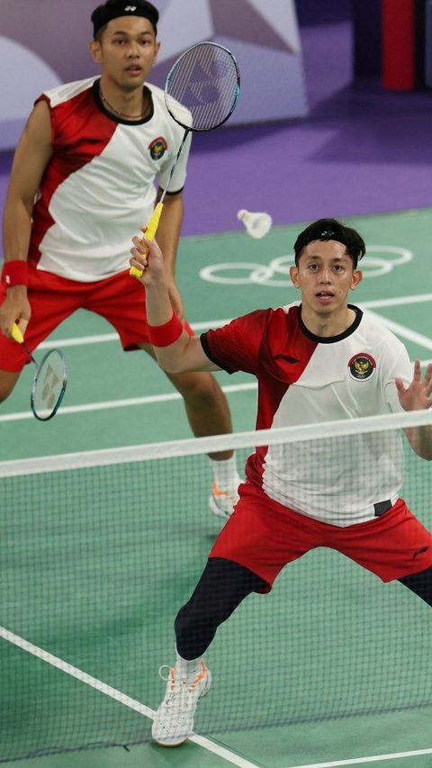 FOTO: Aksi Fajar Alfian/Muhammad Rian Ardianto Hajar Pasangan Prancis dan Lolos ke Perempatfinal Olimpiade 2024