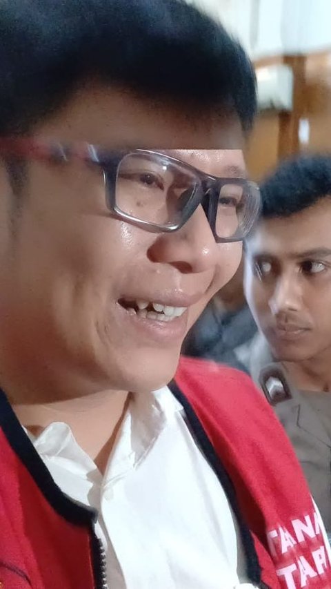 VIDEO: Tajam Jenderal Eks Wakapolri di DPR Bela Dini, Tegas Vonis Bebas Ronald Tak Masuk Akal!