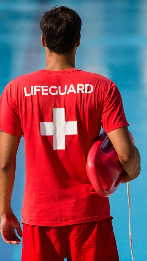 31 Juli Peringati Hari Penghargaan Lifeguard Internasional, Perayaan untuk Sang Pahlawan Pantai