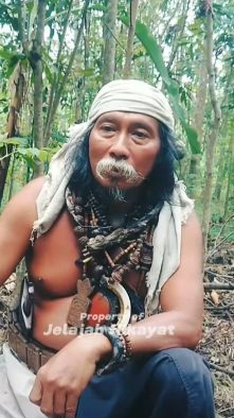 Orang Sakti, Suku Dayak Losarang Ini Mengaku Tak Pernah Pakai Baju dan Mandi 'Kalau Pakai Baju Suka Sakit'