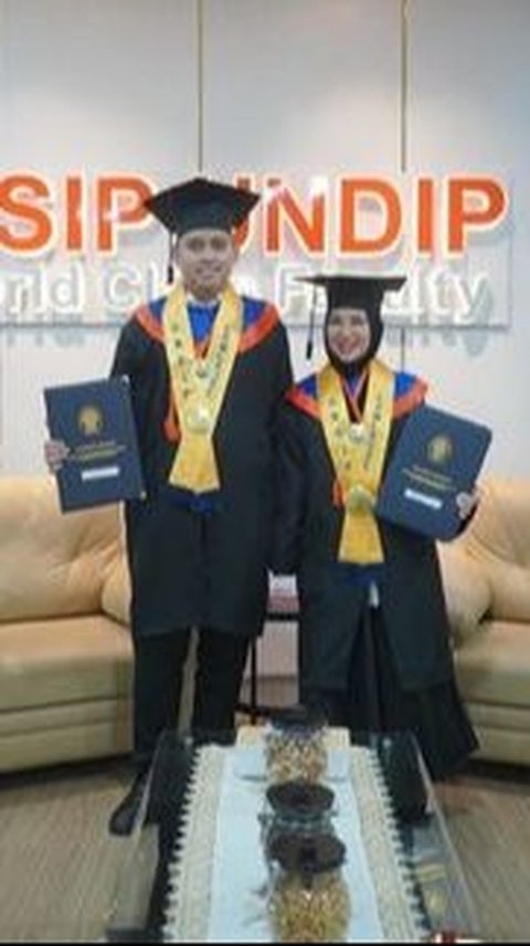 Potret Kompak Chacha Frederica dan Suami Saat Wisuda S2, Kini Bersiap untuk S3