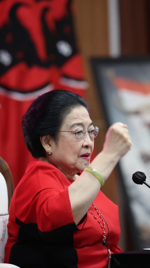 VIDEO: Panas! Megawati Tabuh 'Genderang Perang', 