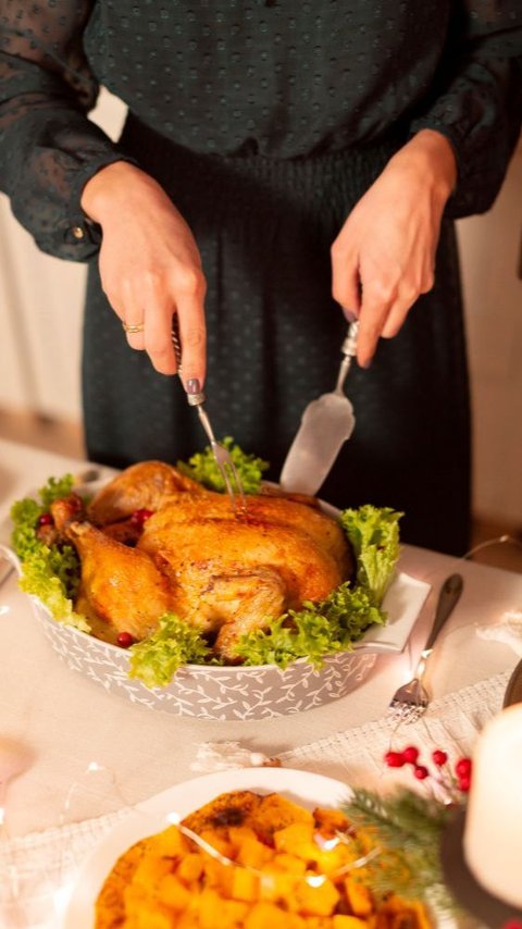 How to Carve a Turkey: Tips and Tricks for Beginners