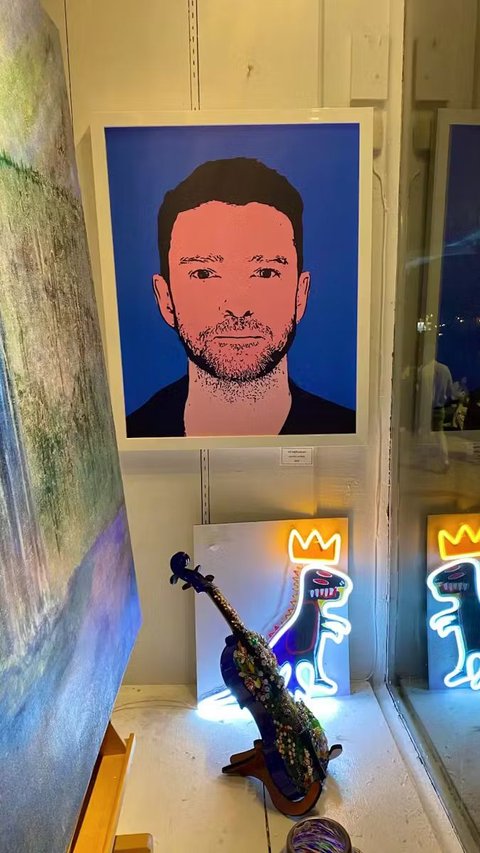 Justin Timberlake's Mugshot After Arrest Made into Artwork Sold for US$520