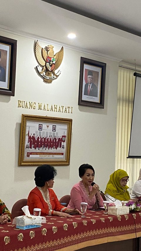 Kowani: 7.000 Perempuan Indonesia dan Asean Hadiri Peringatan Hari Kebaya di Istora 24 Juli