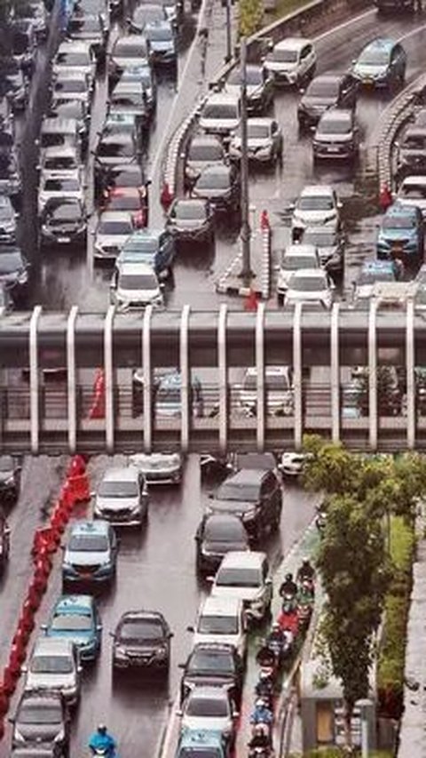 Aturan Pembatasan Kendaraan Pribadi di DKI Jakarta Segera Terbit