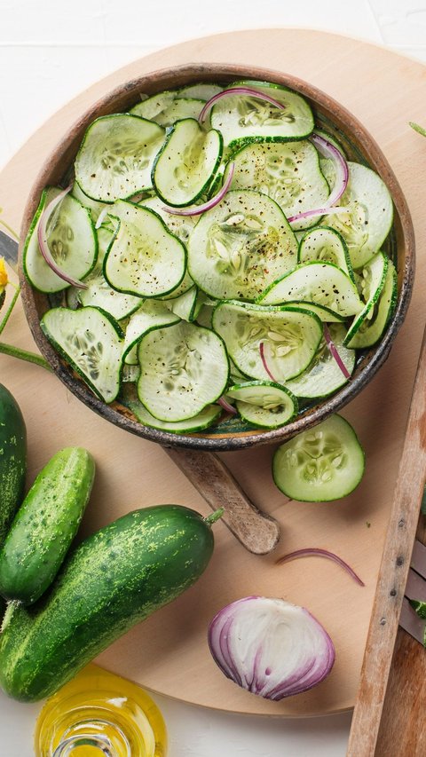 Like Eating Cucumbers? Try Making it a Fresh and Low-Calorie Snack