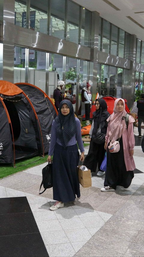 FOTO: Berburu Perlengkapan Outdoor di Indofest 2024