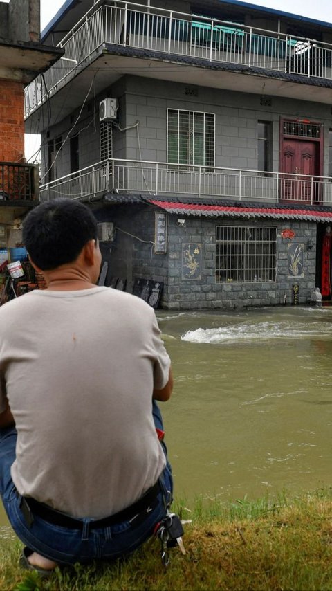 Hujat Lebat, Lima RT di Jakarta Tergenang Banjir Siang Ini