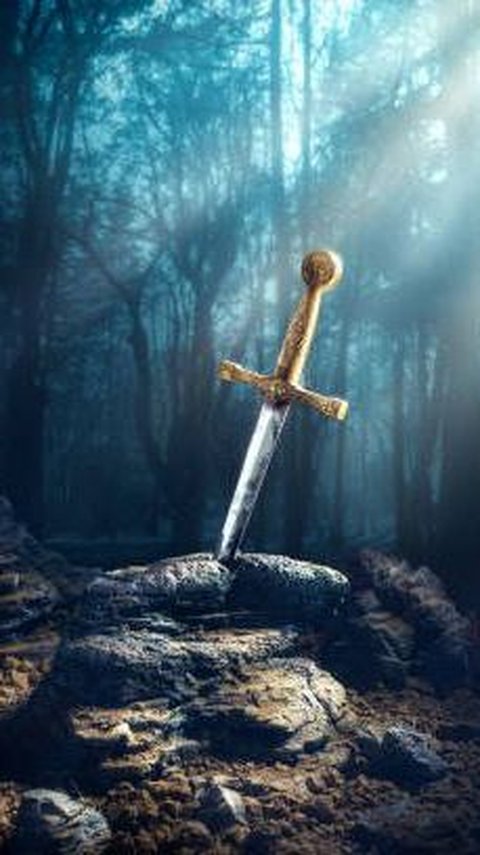 Menancap di Batu Selama 1.300 Tahun, Pedang Legendaris Mirip Excalibur Ini Tiba-Tiba Hilang Misterius, Polisi Sampai Turun Tangan