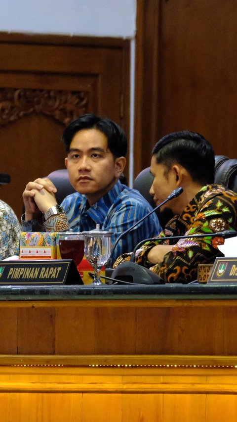 Nota Penjelasan Gibran dalam Rapat Paripurna DPRD Solo Dihujani Interupsi F-PDIP