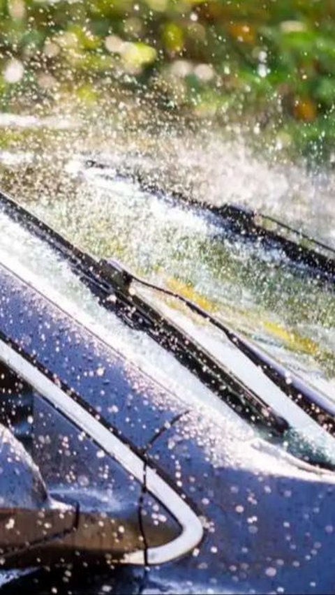 5 Cara Mengganti Karet Wiper Mobil dengan Benar, Mudah Bisa Dilakukan Sendiri di Rumah