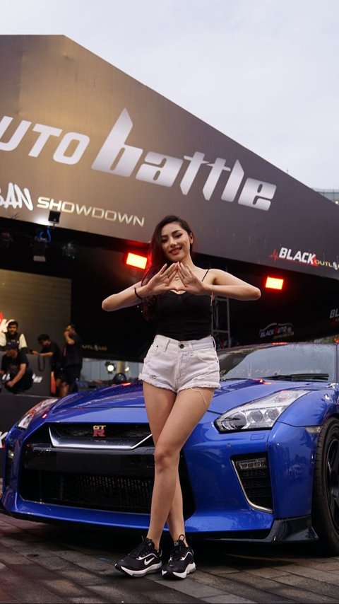 Black Auto Battle berhasil menjaring 45 mobil modifikasi yang merupakan Premium Car yang banyak diminati.