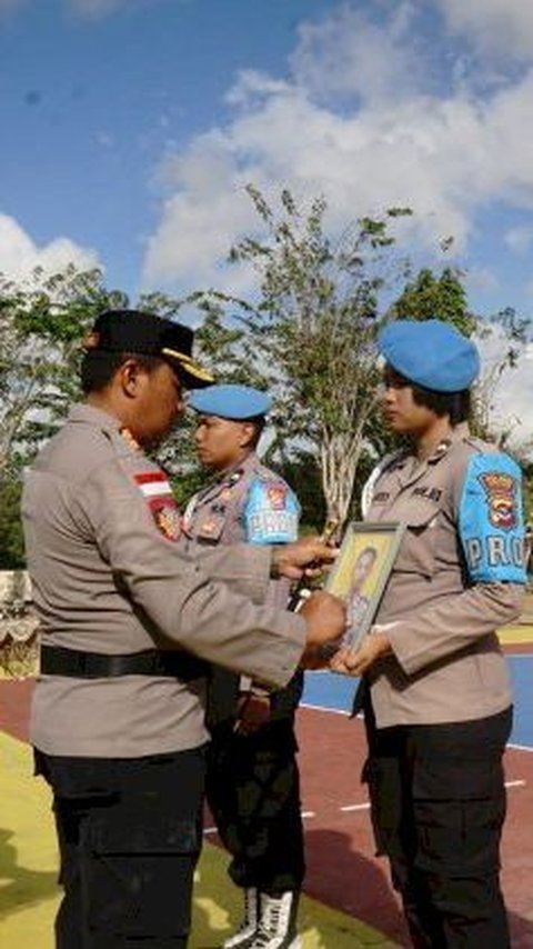 Polisi dipecat karena hamili istri orang