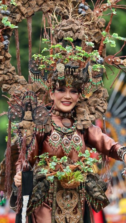 Akhir Pekan Ini, Parade Kostum Etnik Kontemporer Banyuwangi Ethno Carnival Digelar