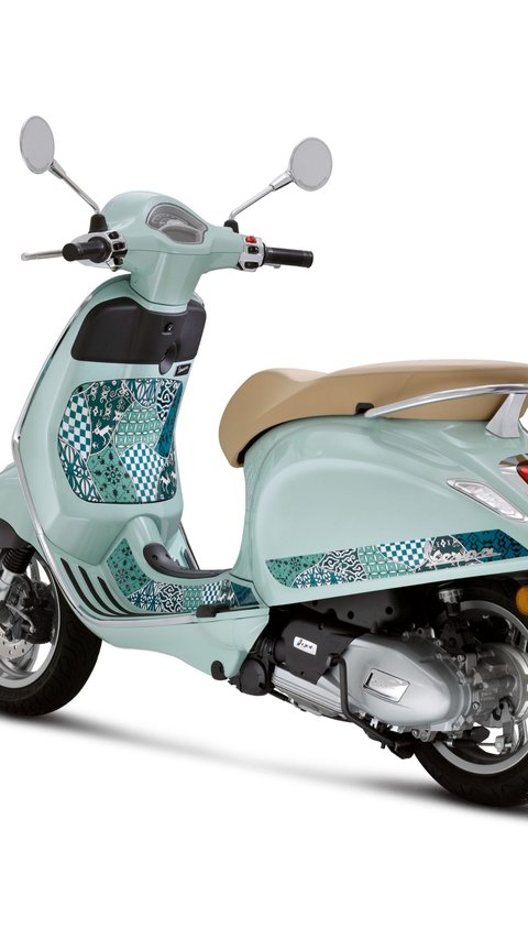 Piaggio Indonesia Perkenalkan Vespa Primavera Batik