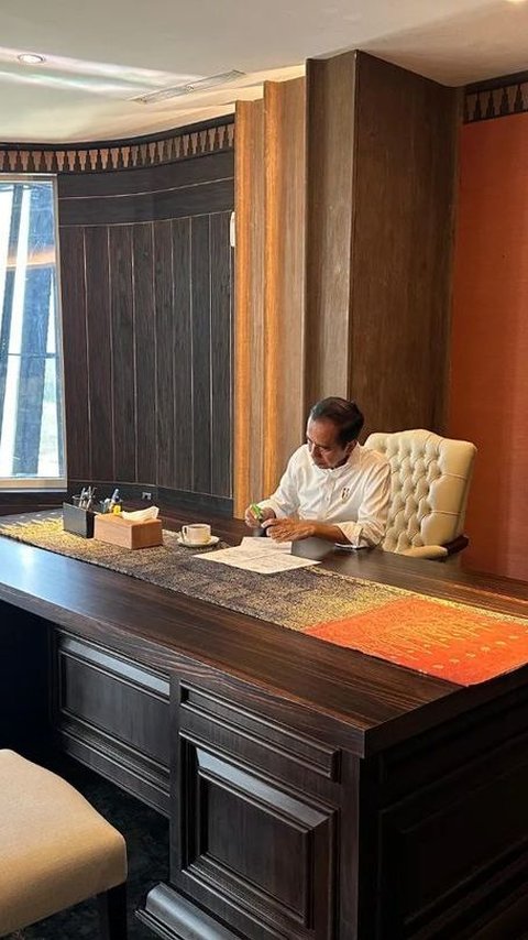 Jokowi soal Sidang Kabinet di IKN: Tunggu AC, Kursi, dan Furnitur Komplet