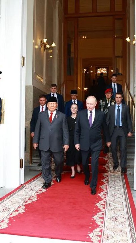 VIDEO: Momen Putin Acungkan Jempol Untuk Prabowo, Bahas Bantuan Rusia Saat Indonesia Susah