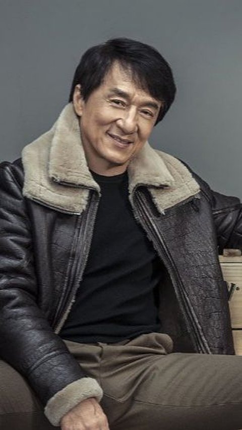 Jackie Chan Comes to Indonesia, Friendly Attitude Becomes the Spotlight