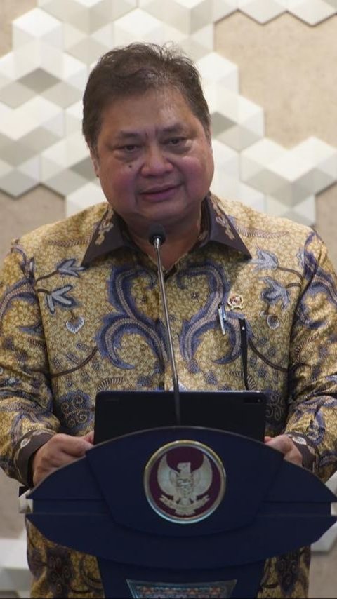 Airlangga Hartarto Resigns as Chairman of Golkar, Effective August 10, 2024