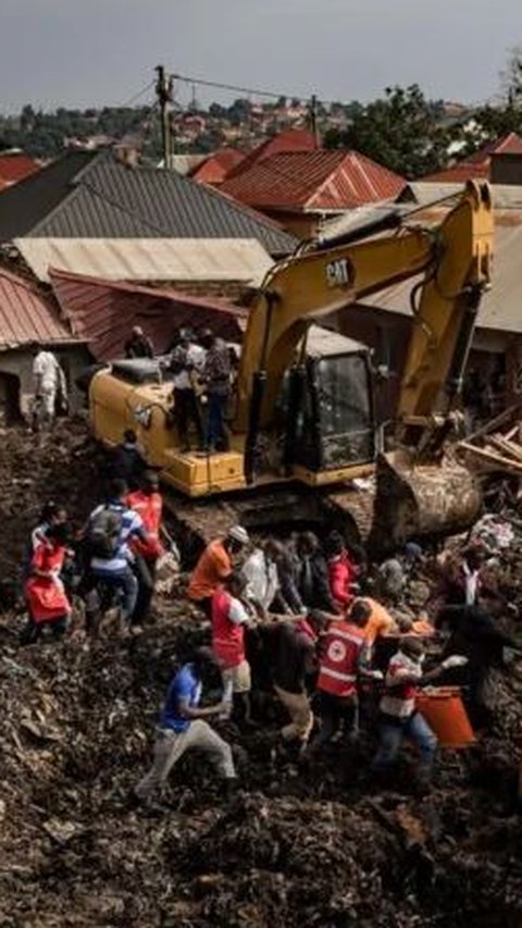 Sedang Tidur Lelap, 17 Orang Tewas Tertimbun Gunungan Sampah