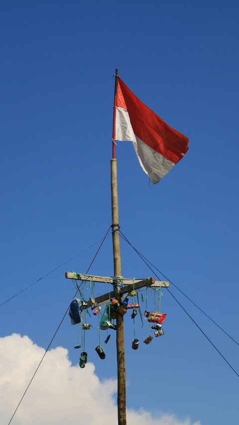 40 Funny and Enthusiastic Words for the Climbing Competition on August 17, Representing the Struggle on Independence Day