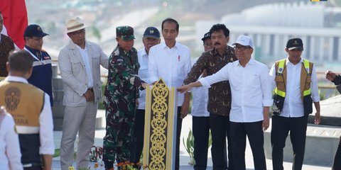 Jokowi: Ada Kabupaten Punya Anggaran Besar tapi Program Tak Jelas, Padahal Bisa Bangun 10 Rumah Sakit