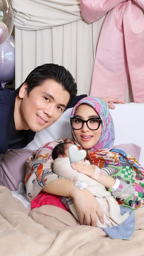 Syahrini Just Gave Birth, Reino Barack Wants to Have More Sons