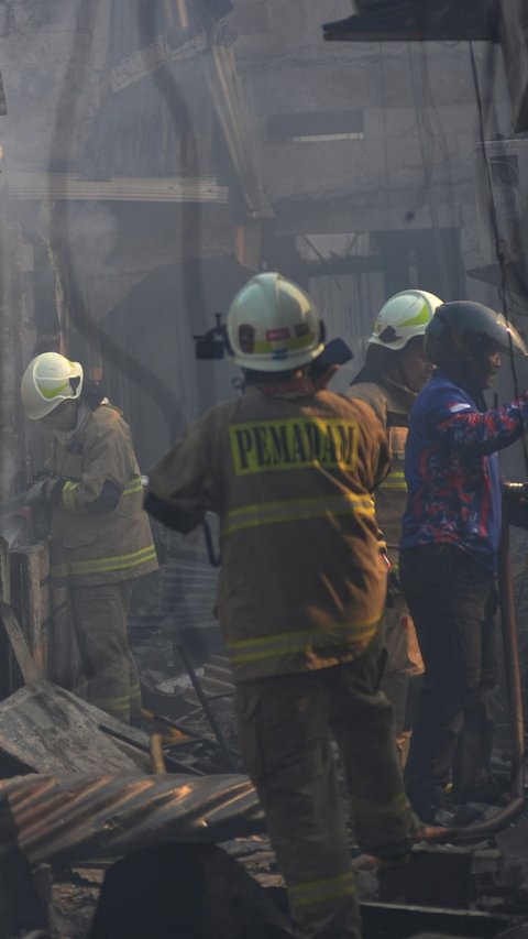 Malapetaka Kebakaran Manggarai: Cerita Kepanikan Warga saat Api Berkobar 8 Jam Lebih