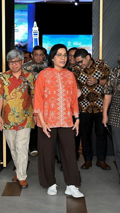 VIDEO: Pengakuan Sri Mulyani, Indonesia Telah Jadi Korban Kekacauan Dunia Disorot Jokowi