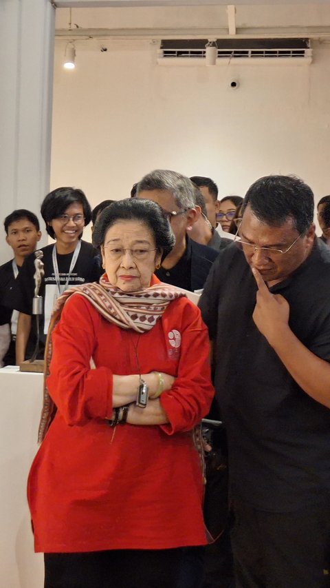 Megawati Prihatin Sindir Konflik Partai Sebelah