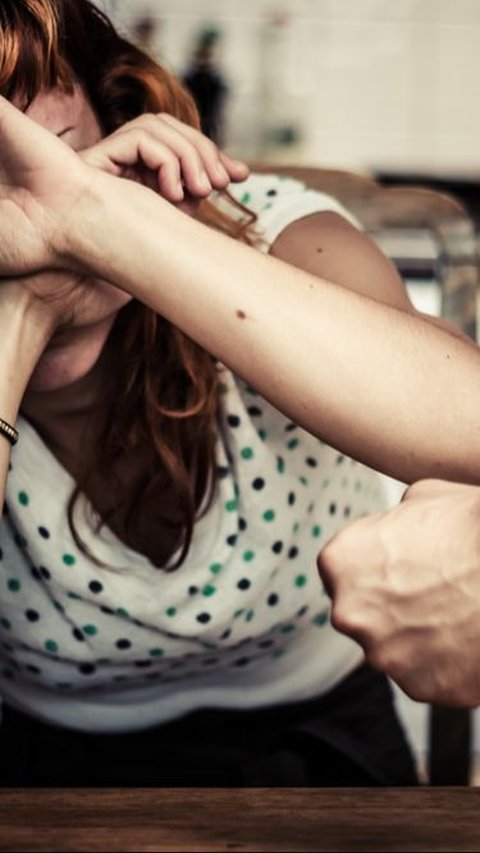 Reasons Victims of Domestic Violence Find It Hard to Escape Marriage for Years