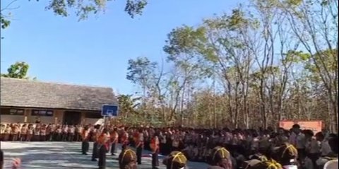 Viral Detik-Detik Siswa SMK di Wonogiri Tertimpa Pohon yang Tumbang saat Upacara Hari Pramuka, 6 Orang Dibawa ke Rumah Sakit