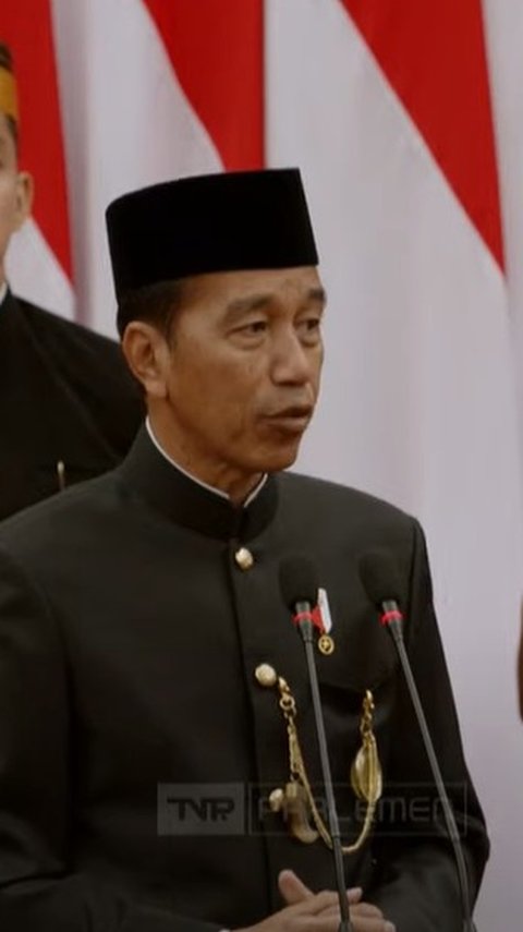 10 Tahun Jokowi Bangun 366.000 Km Jalan Desa dan 2.700 Km Jalan Tol