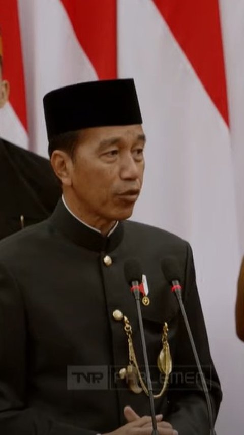 Presiden Jokowi Pamer Capaian 10 Tahun, Bangun 2.700 Km Jalan Tol Baru