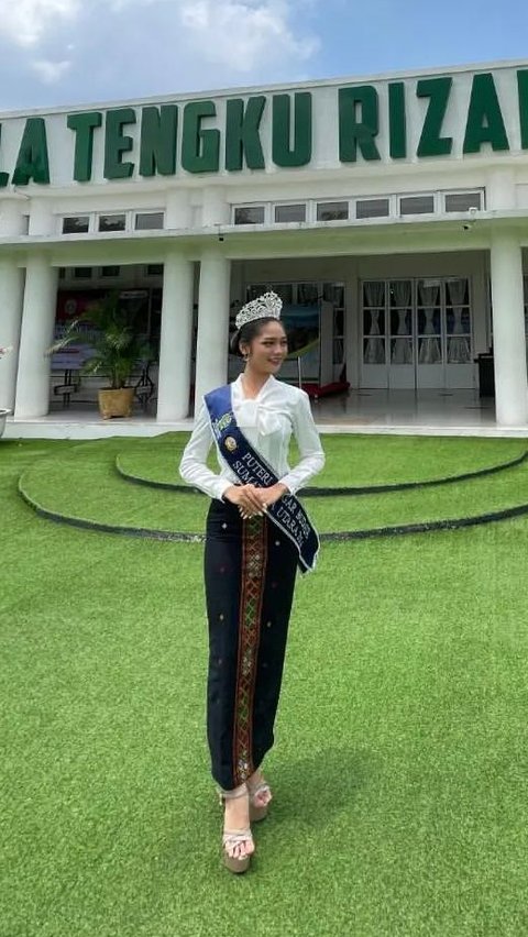 Portrait of Violetha Agryka Siantura, the Beautiful Paskibraka Who Became the Ceremony Leader for the Paskibraka Inauguration at IKN