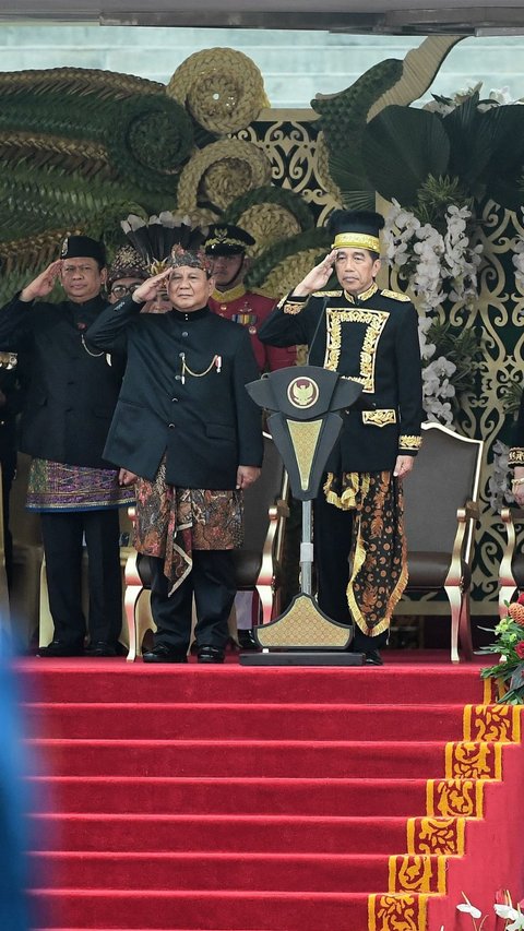 FOTO: Potret Jokowi dan Prabowo Duduk Berdampingan Saat Upacara HUT Kemerdekaan RI di IKN