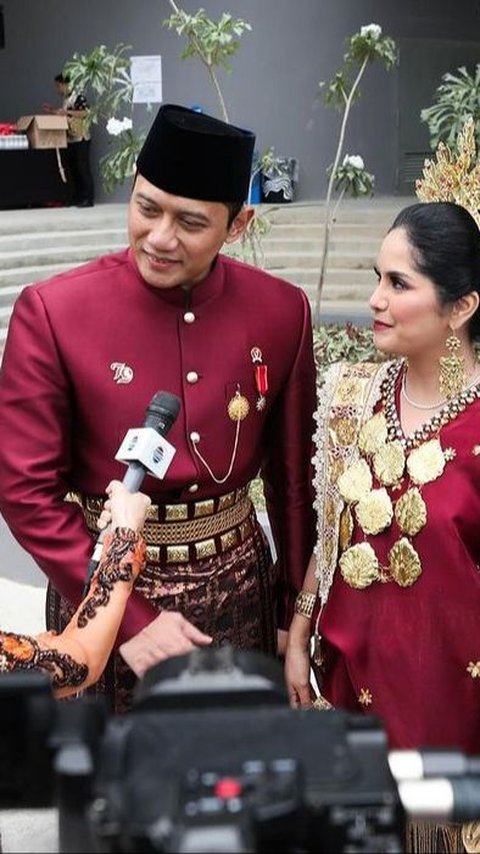 Juara Busana Terbaik, Potret Annisa dan Agus Yudhoyono Tampil Menawan Pakai Baju Adat Bugis - Dapat Hadiah Sepeda