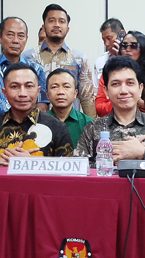 Jelang Penetapan, Dharma Pongrekun dan Kun Wardana Hadir di KPU DKI Jakarta