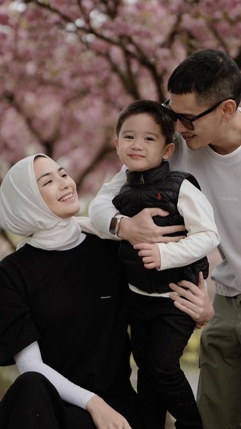 8 Foto Athar Anak Citra Kirana dan Rezky Aditya Yang Dapat Penghargaan 'Si Paling Stylish' di Sekolahnya